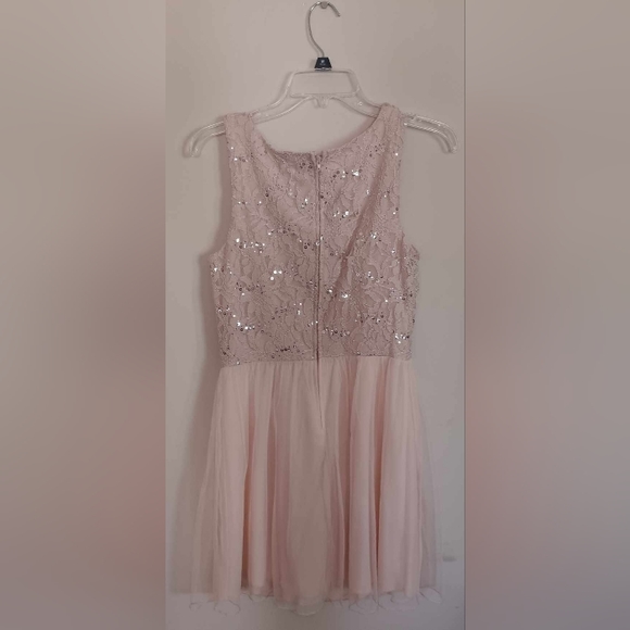 Speechless Light Pink, Seqin Dress. Juniors Size 9 - Picture 4 of 4